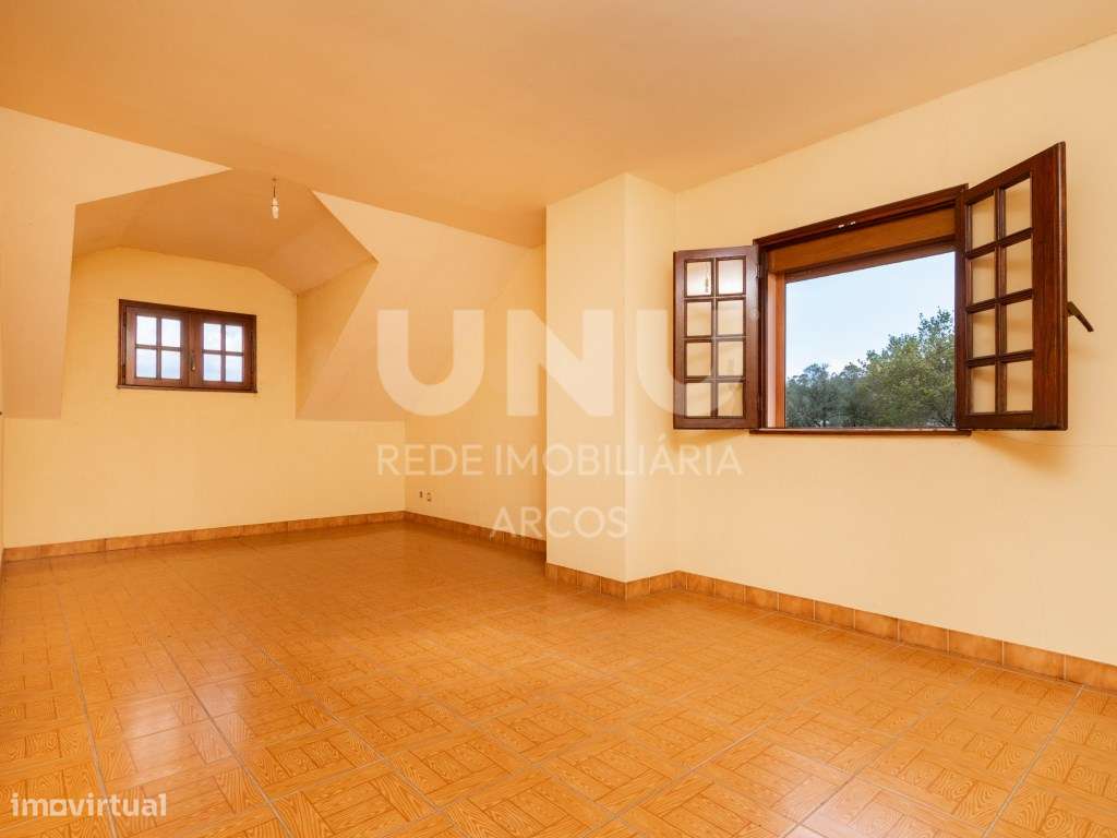 Moradia Bi-Familiar-35