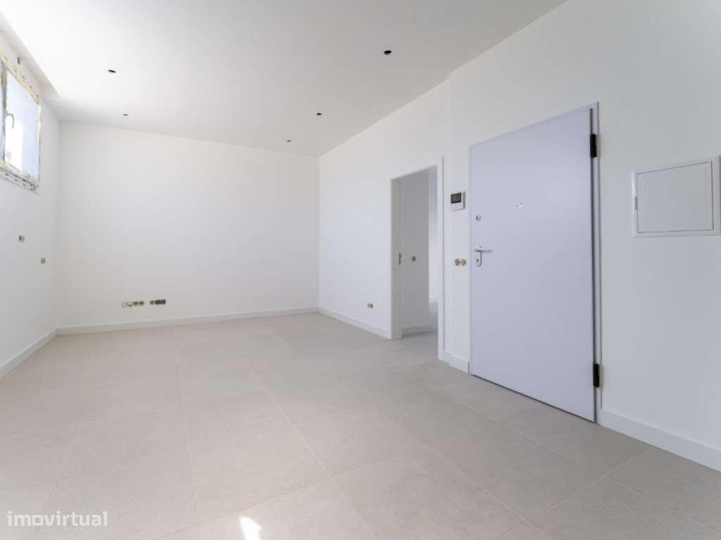 Apartamento T1 renovado com excelentes acabamentos na Nazaré-7