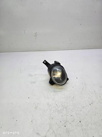 HALOGEN LEWY PRZÓD AUDI A3 8P A4 B7 8E0941699C USZKODZONY - 1