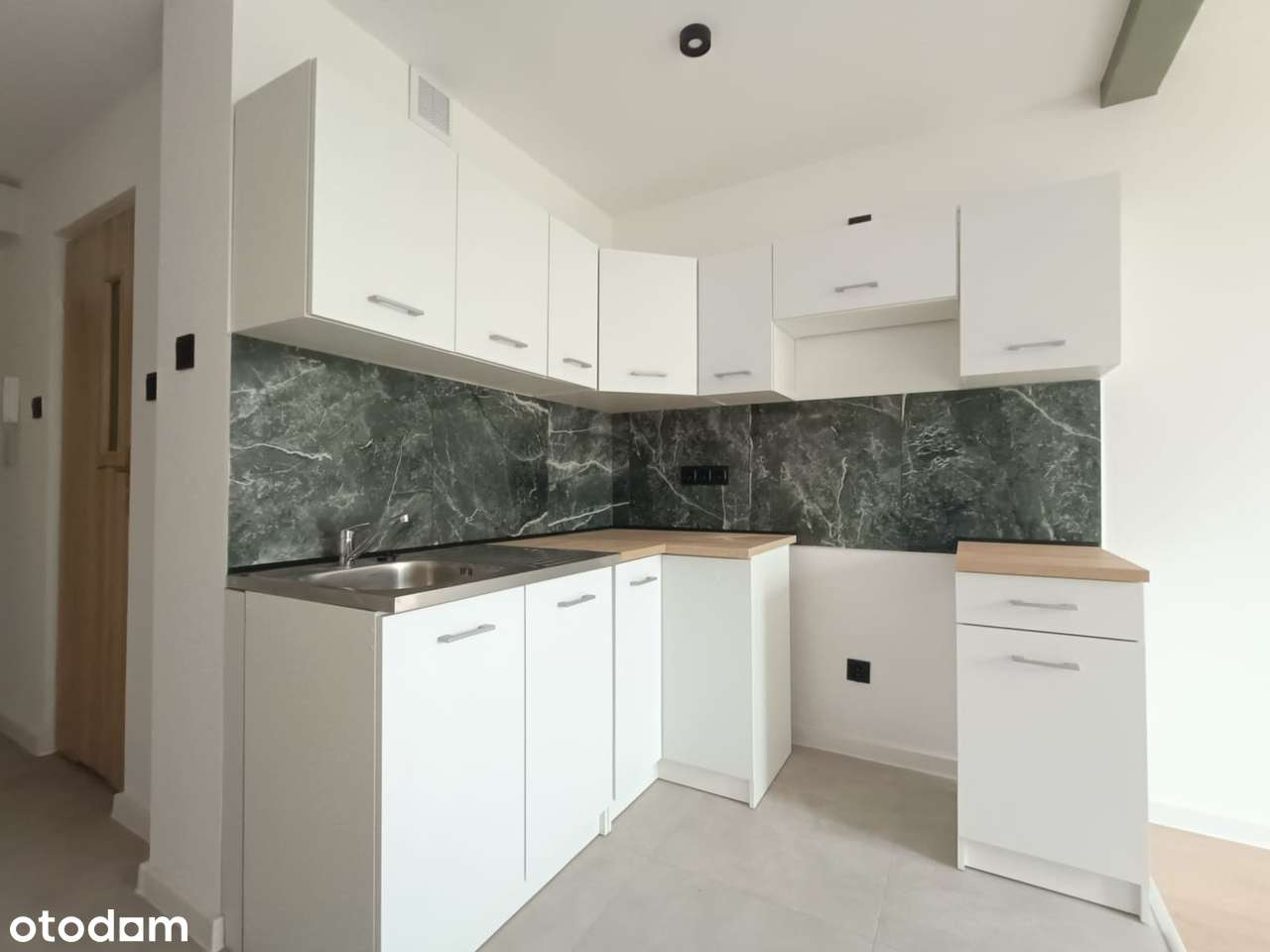 | Po Generalnym Remoncie  | Słoneczne | Ciepłe | Niski Czynsz |-9