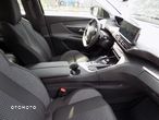 Peugeot 3008 1.2 PureTech Active Pack S&S EAT8 - 11