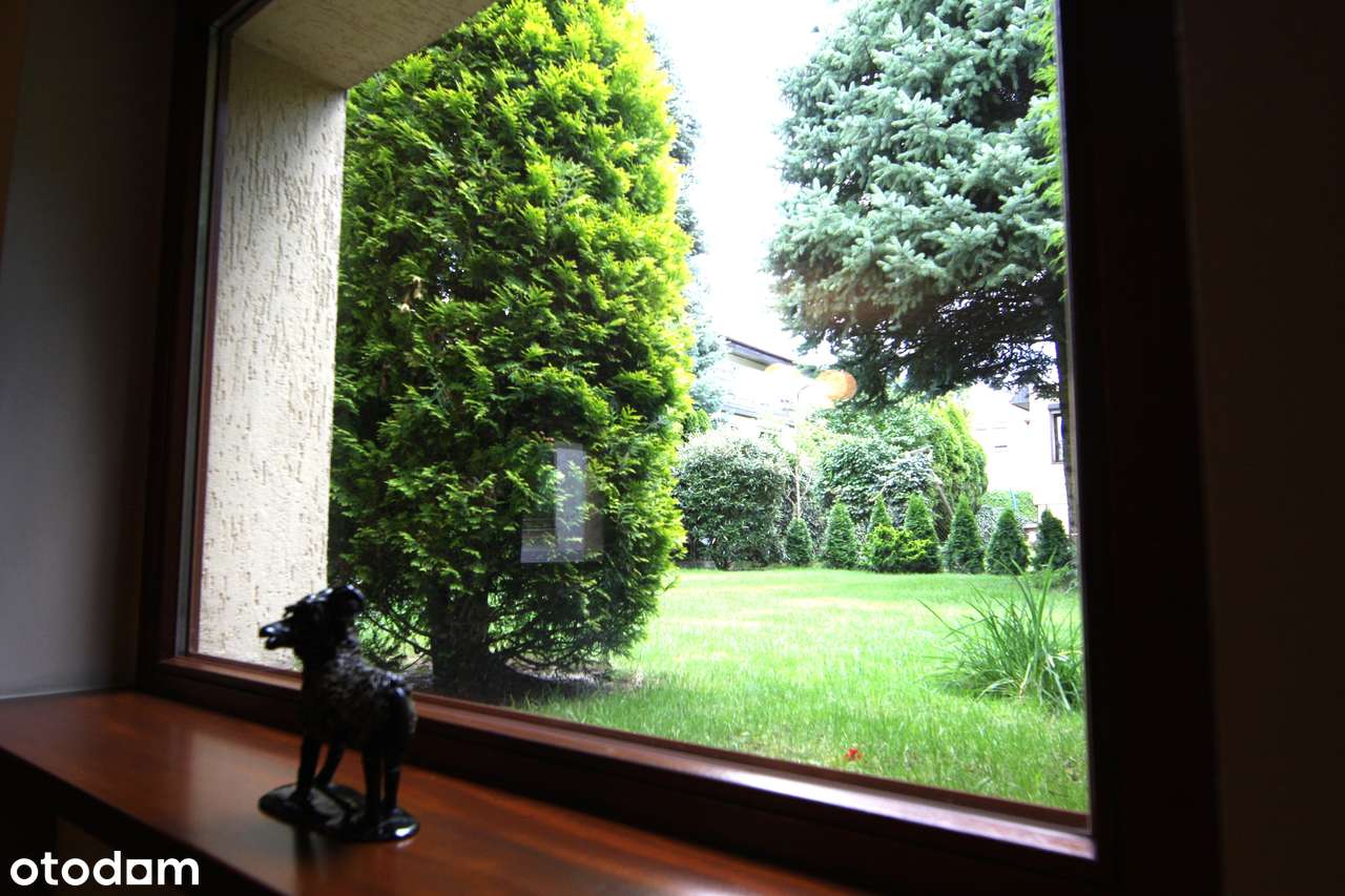 Przestronny dom z garażem i piwnicą, Świetna okazja na FLIP!-8