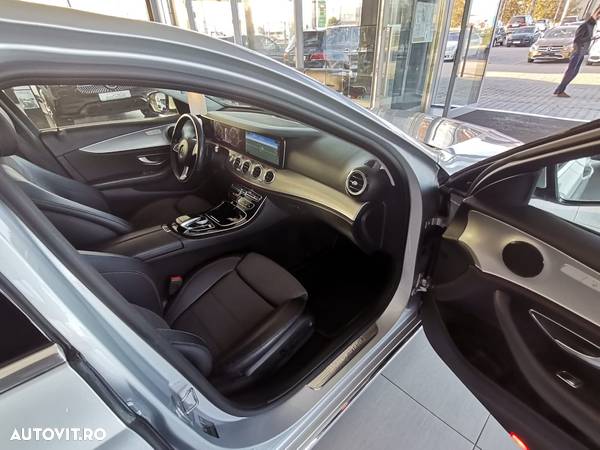 Mercedes-Benz E 220 d Aut. - 11