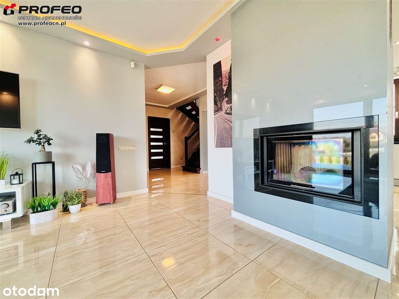 Wysoki standard i lokalizacja to wizytówka domu!-15