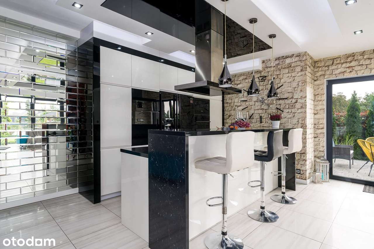 Ładny dom wolnostojący w Dąbrowie gotowy do zamieszkania-10