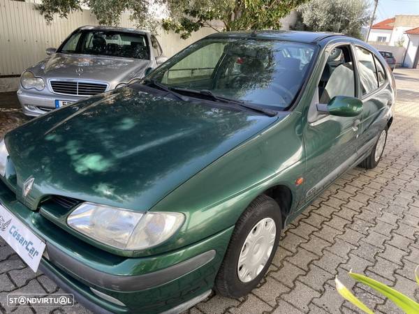 Renault Mégane 1.4 RT - 4