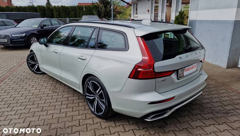 Volvo V60 D3 Geartronic R-Design - 8