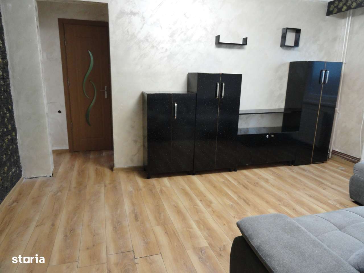 Apartament 2 camere etaj 3 Vlaicu, renovat, mobilat, centrala pe gaz - Imagine principală: 4/19