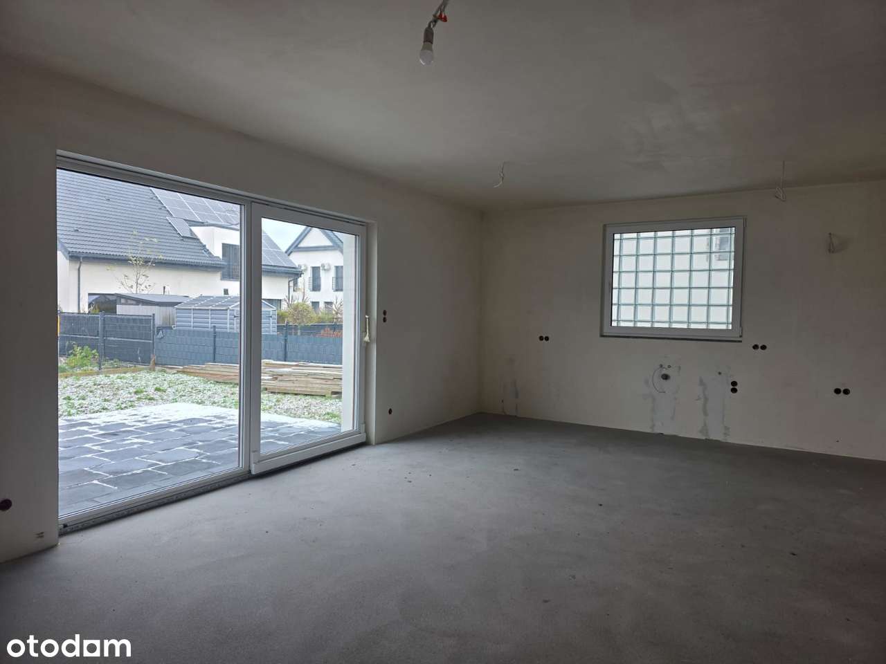 Wysoki standard/4 pokoje/garaż/balkon/taras/2 garderoby-7