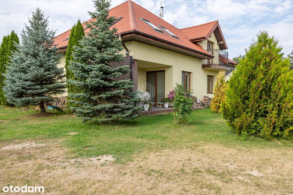 Dom z Dodatkowym Budynkiem–Działalność, Warsztat-15