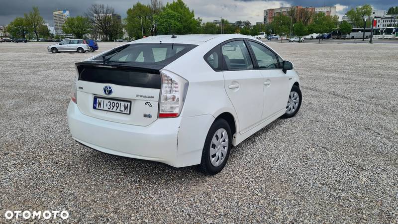 Toyota Prius 1.8 HSD Prestige - 5