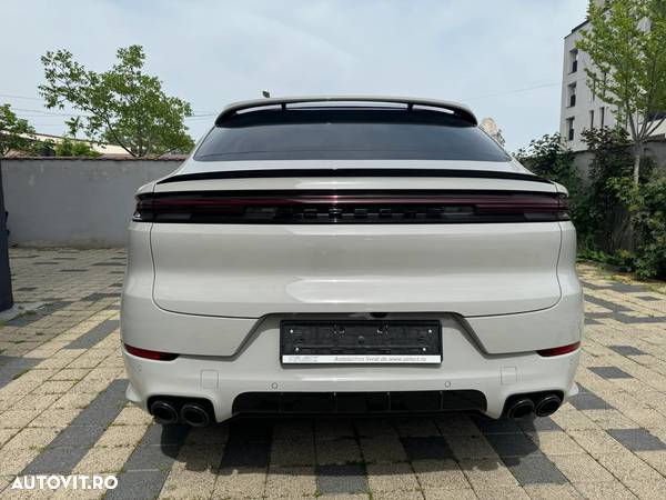 Porsche Cayenne Tiptronic S - 6