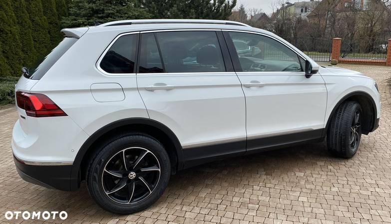 Volkswagen Tiguan 2.0 TDI SCR 4MOTION DSG Highline - 5