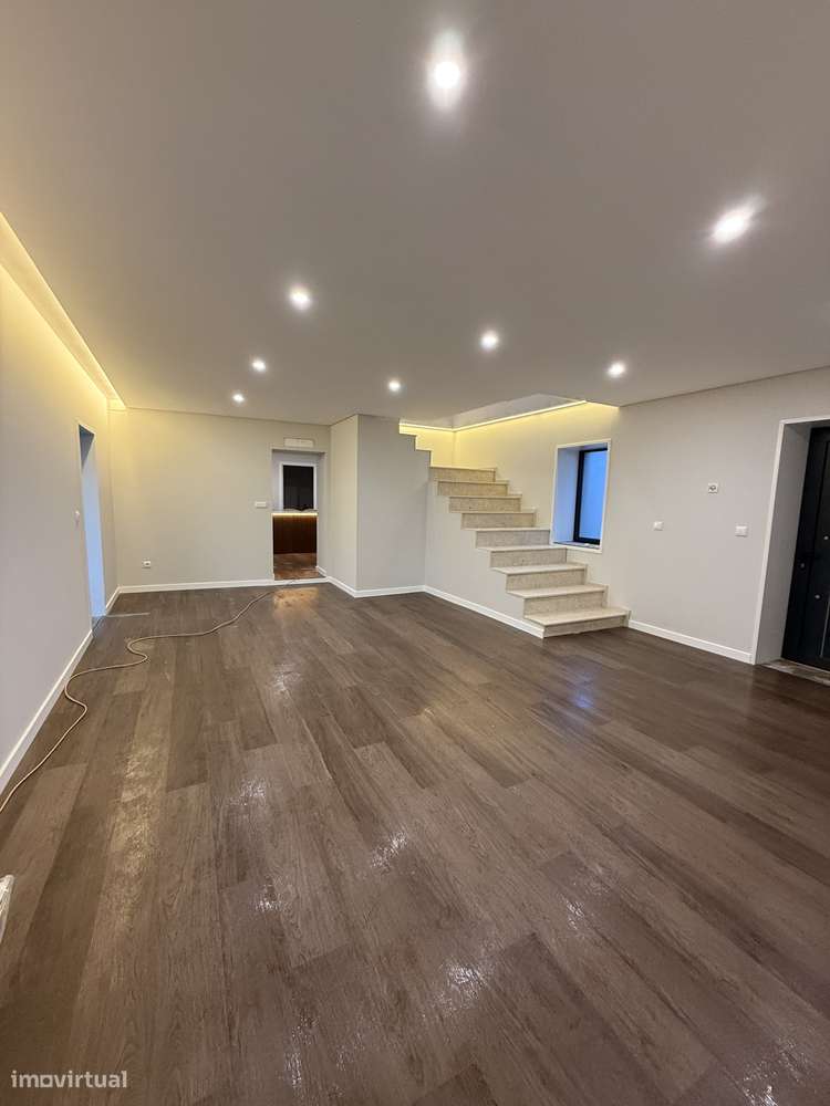 Moradia V3 com 1000m2 de terreno, Paços de Ferreira - Grande imagem: 5/20