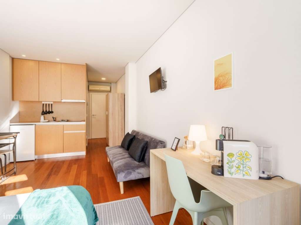 Edifício de rendimento no centro histórico de Braga - Rua de Santo ...-34