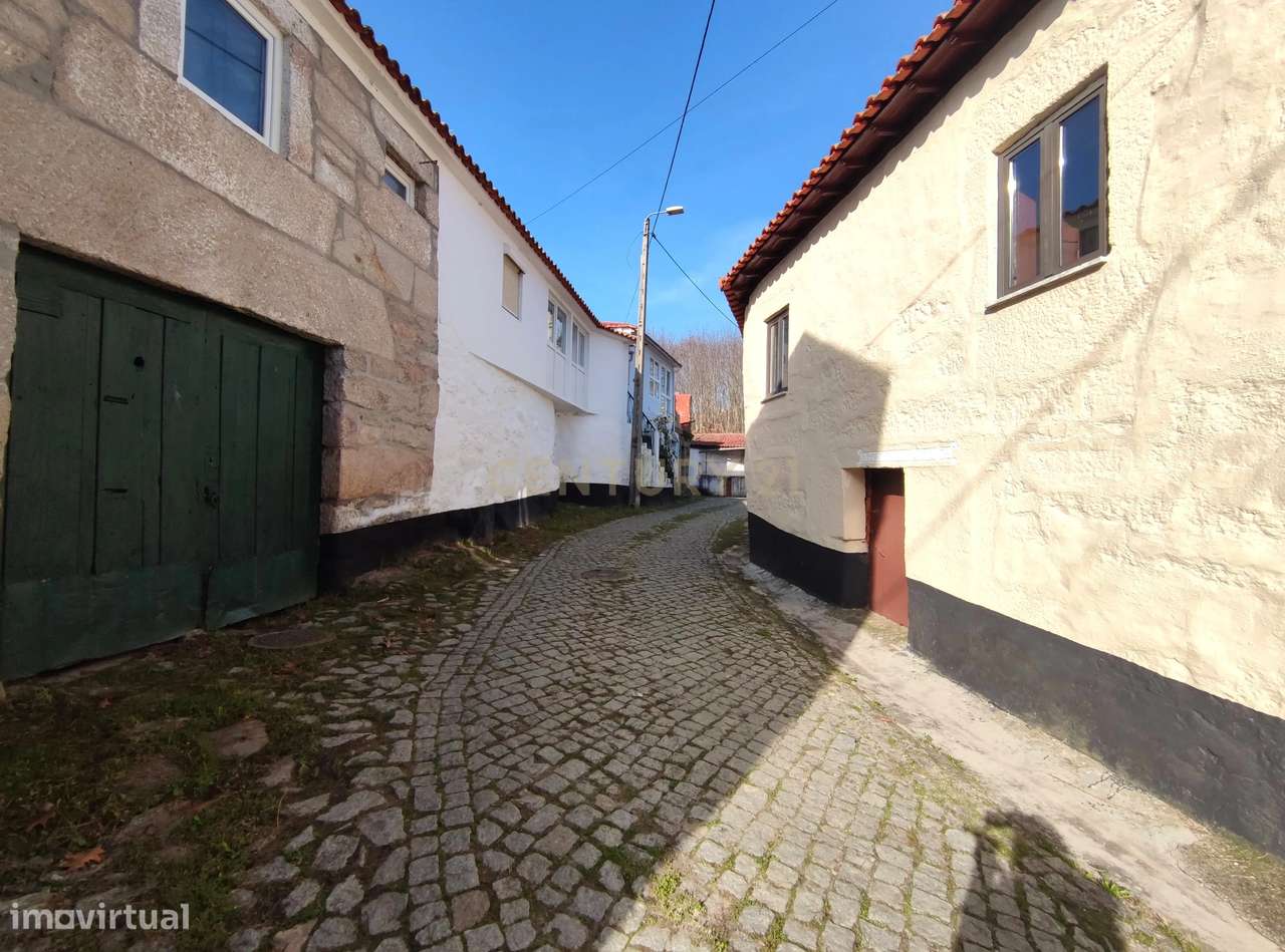 Moradia para recuperar a 5kms da cidade de Chaves - Grande imagem: 4/22