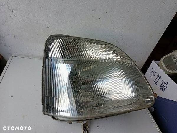 LAMPA PRZÓD PRAWA OPEL AGILA A 09204188 - 2