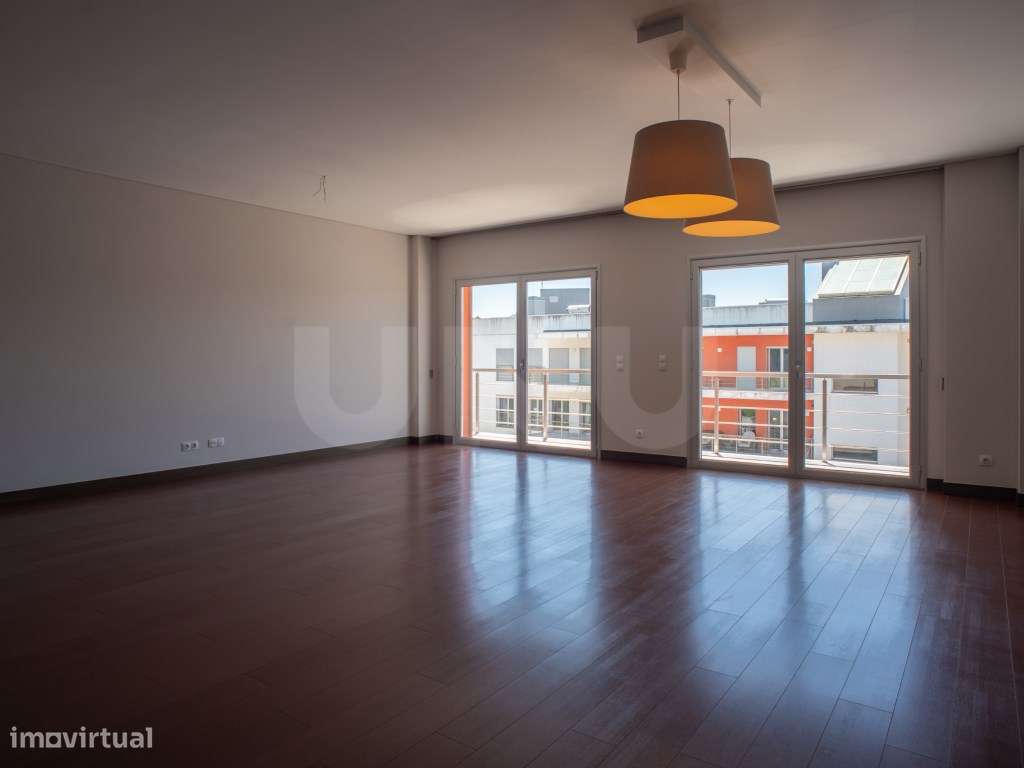 Moradia T4, para venda, em Caldas da Rainha - Grande imagem: 4/24