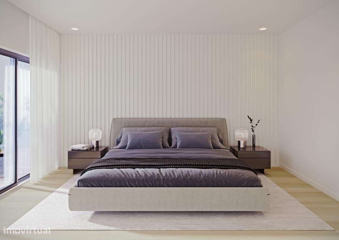 T4 Segundo andar orientação Sul, c/ 2 estacionamentos e sótão-9