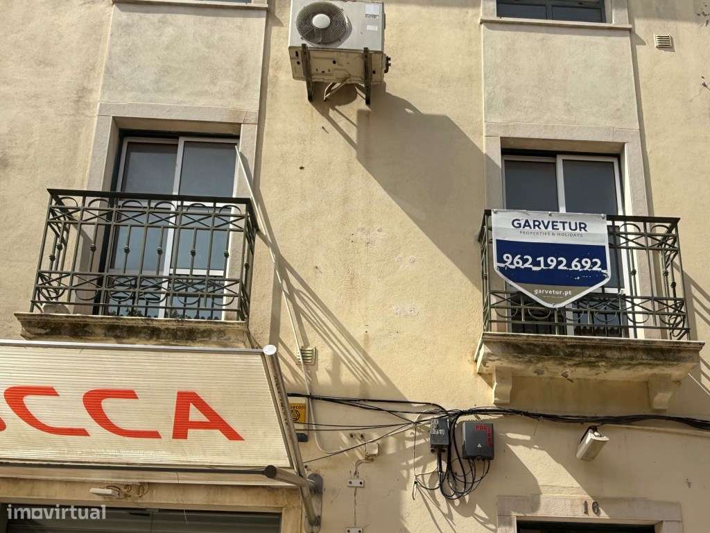 Escritório com 3 divisões no centro da cidade de Loulé, Algarve - Grande imagem: 2/27