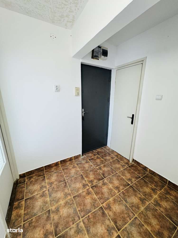 Apartament 2 camere decomandat Banu Maracine-1