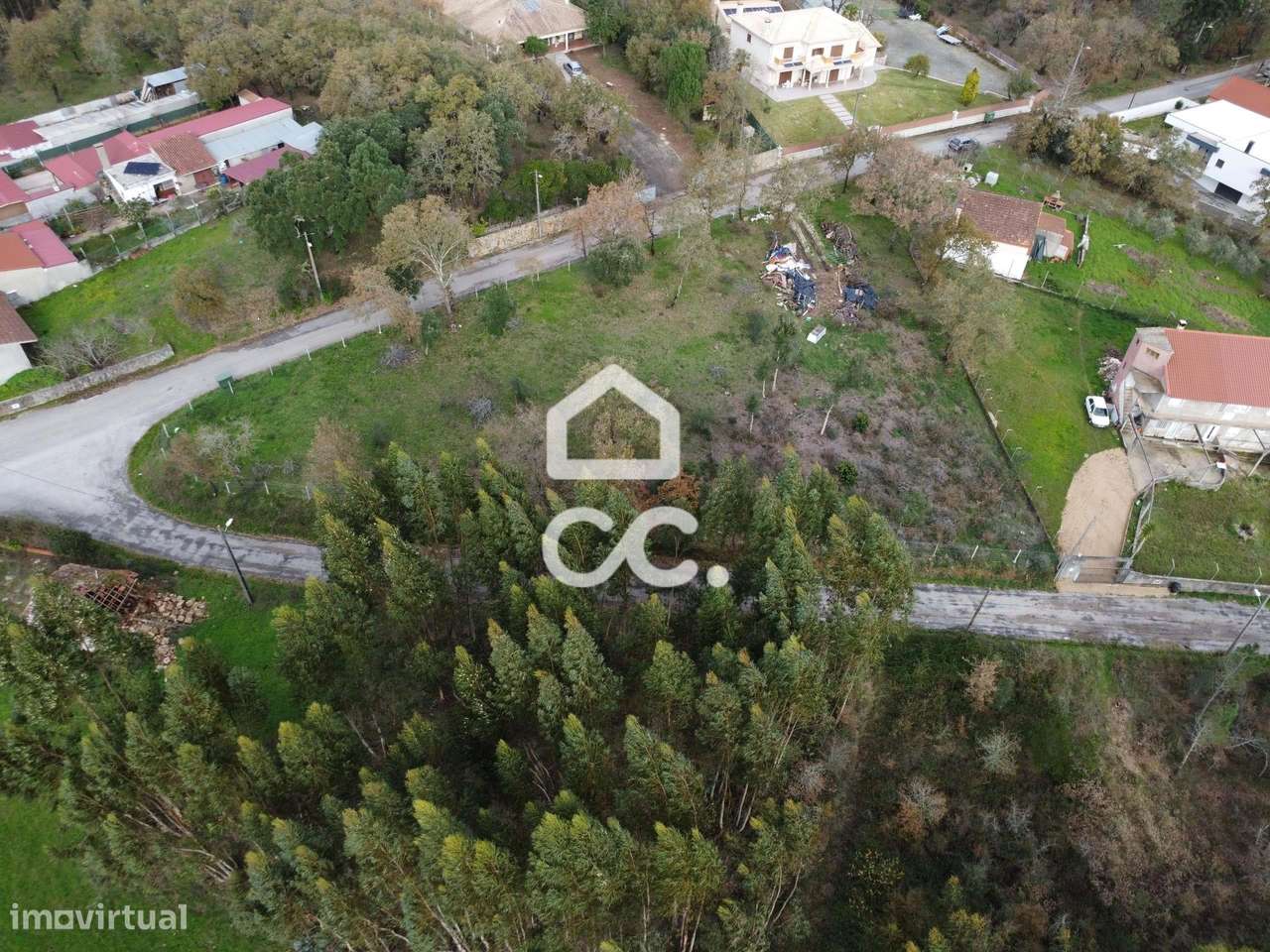 Terreno plano para construção de moradia na zona de Avelar - Grande imagem: 4/7