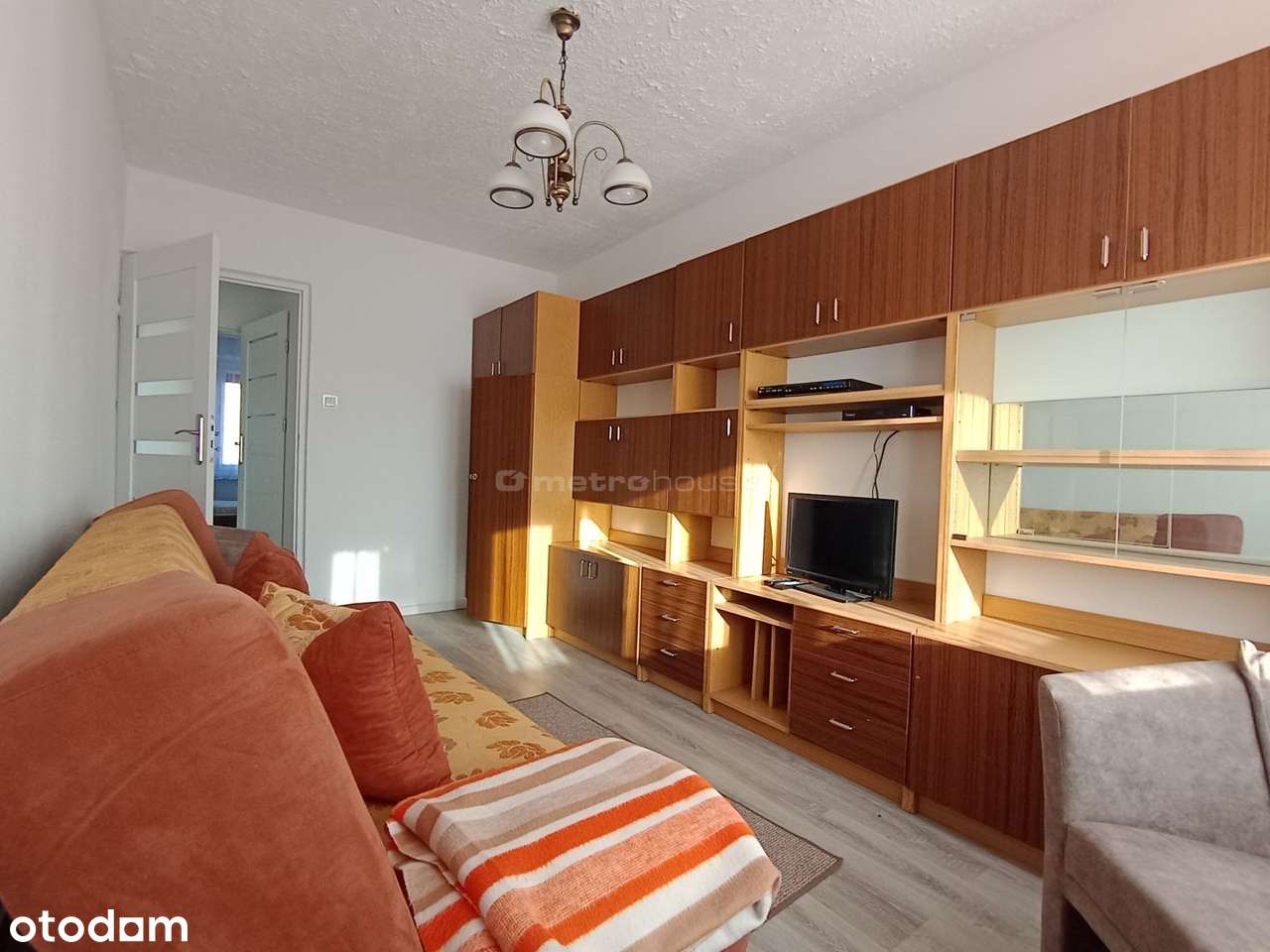 3-pokojowe mieszkanie z widokiem na jezioro-12