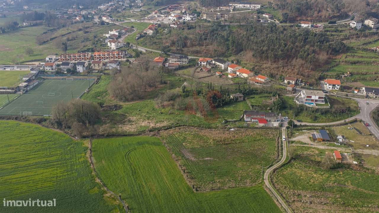 Quinta com 2 hectares em Sande S. Lourenço, Guimarães-5