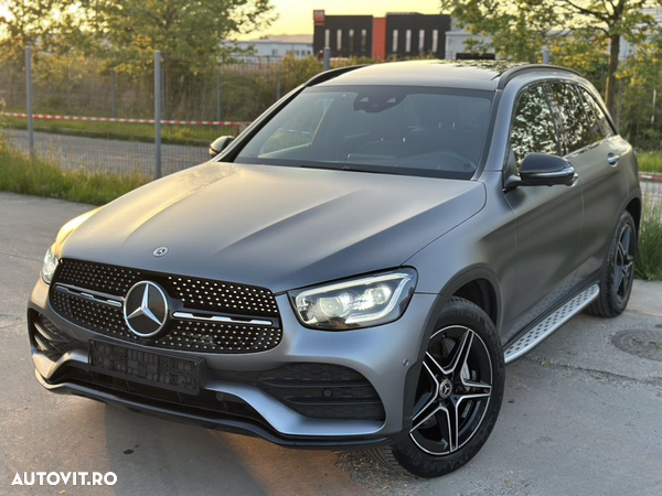 Mercedes-Benz GLC 300 d 4Matic 9G-TRONIC AMG Line Plus - 2