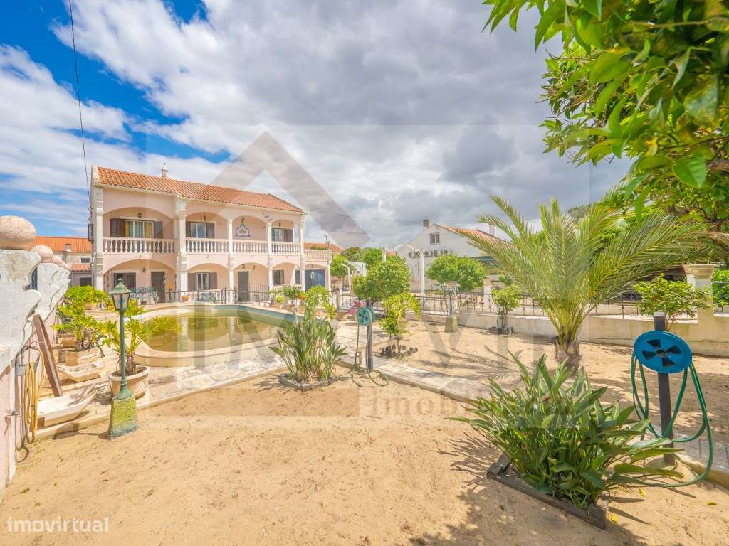 Charmosa Moradia T3 com Piscina na LagoÍnha, Palmela-35