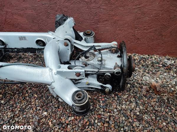 BMW E39 TOURING / KOMBI ORYGINALNY KOMPLETNY WÓZEK TYŁ / BELKA ZAWIESZENIA TYŁ POD NIVO W BARDZO DOBRYM STANIE O NR. 1 367 040 / 1 350 226 OEM - 6