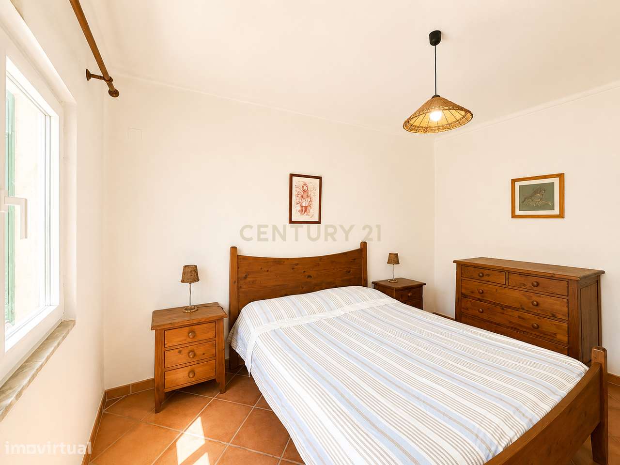 Moradia isolada  T2+2 no centro da Quinta do conde - Excelente oportun-6