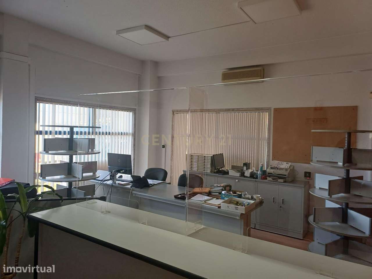 Loja em Loures - Oportunidade Única em Lisboa - Grande imagem: 5/7