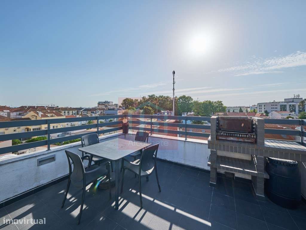 Apartamento duplex T2 com terraço com vista desafogada no centro do...-22