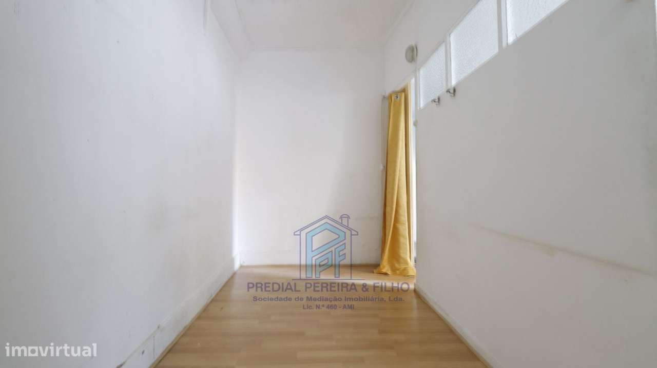 Moradia Térrea para restaurar - Rio Tinto / Areosa-5