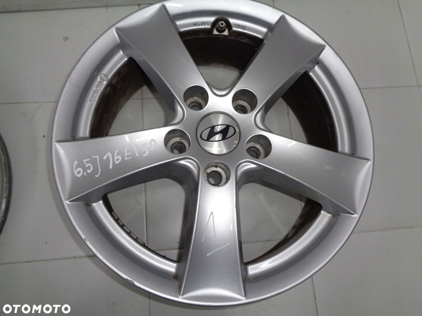 HYUNDAI I30 III FELGA ALUMINIOWA R16 6,5J ET 50 - 2