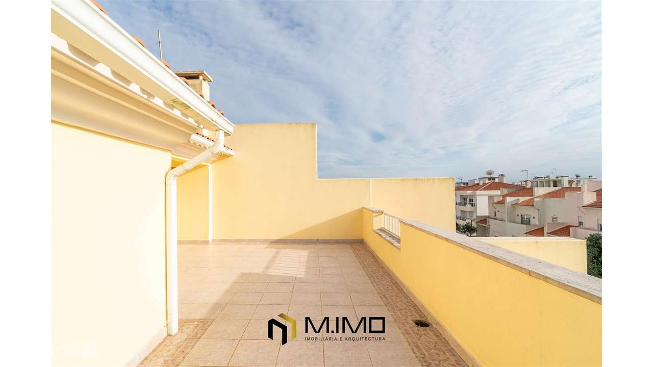 Moradia M3 com Vista Mar e Terraço Panorâmico – A 5 Minutos da Praia-38