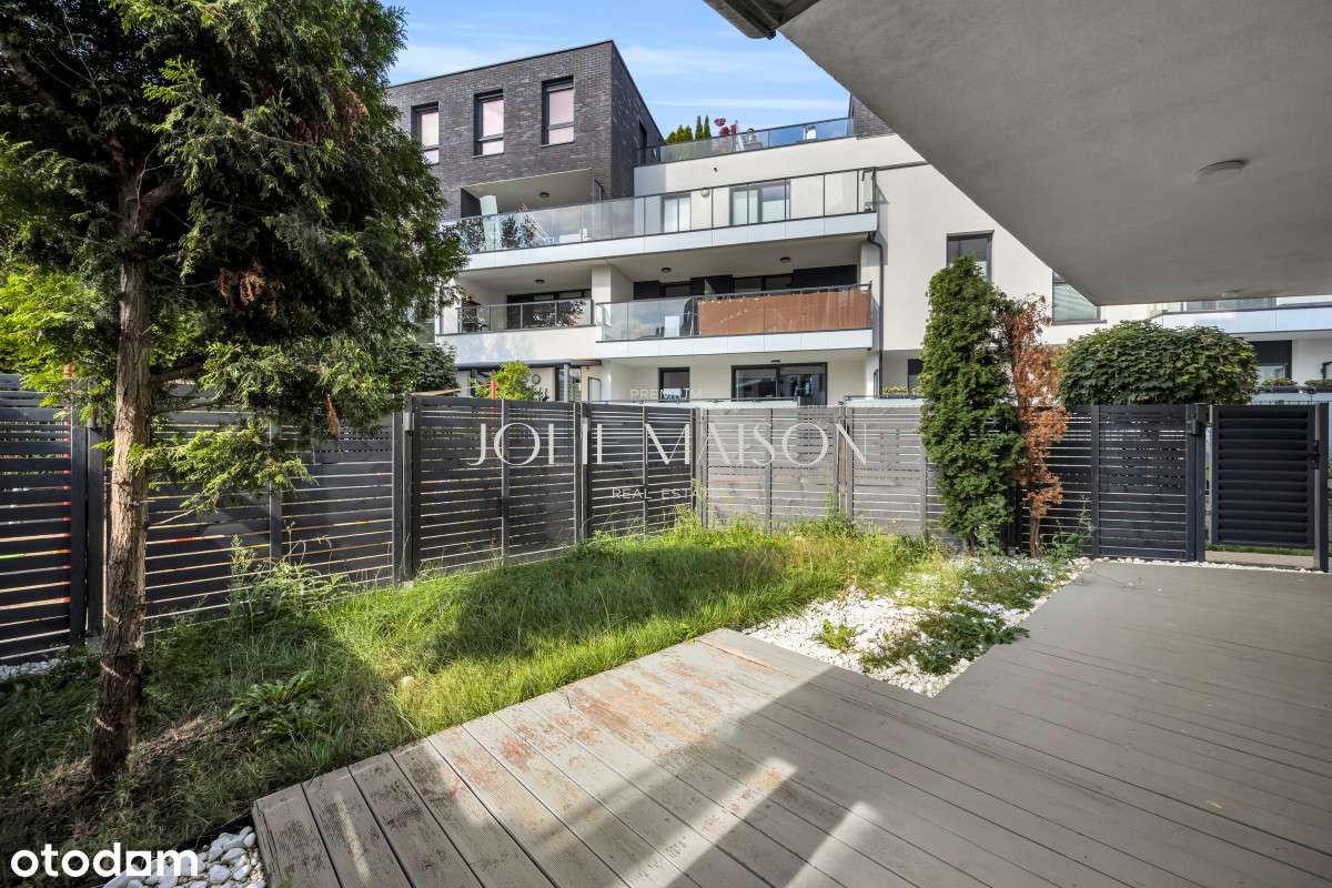 Basen w budynku, dużą część dzienna, ogródek 45m2.-2