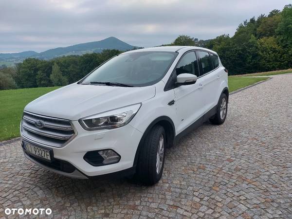 Ford Kuga 1.5 EcoBoost 4x4 Titanium - 1