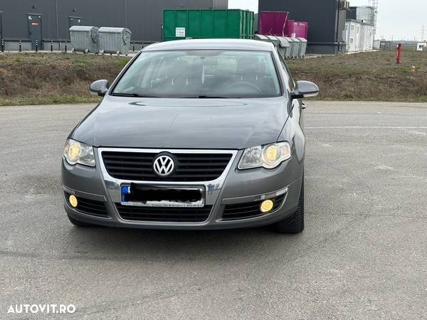 Volkswagen Passat 1.9TDI Trendline - 1