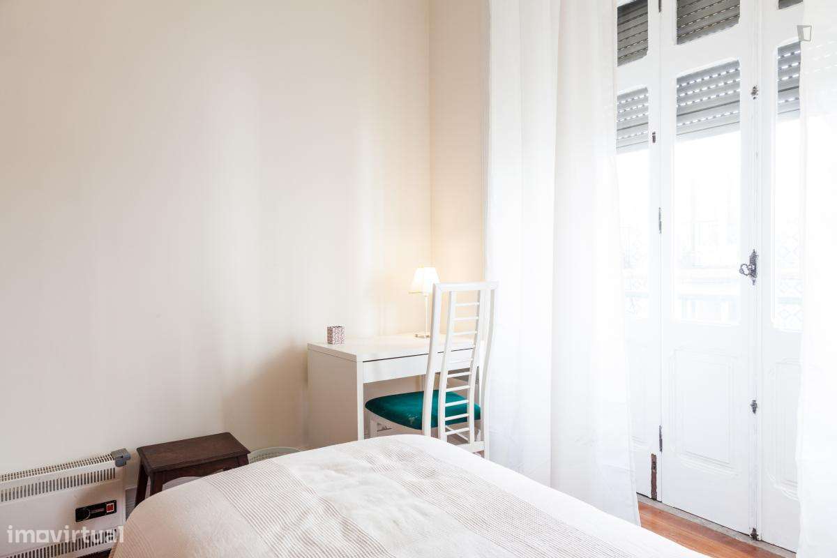 Apartamento com 3 quartos - localizado em Rato Lisbon - Grande imagem: 3/10