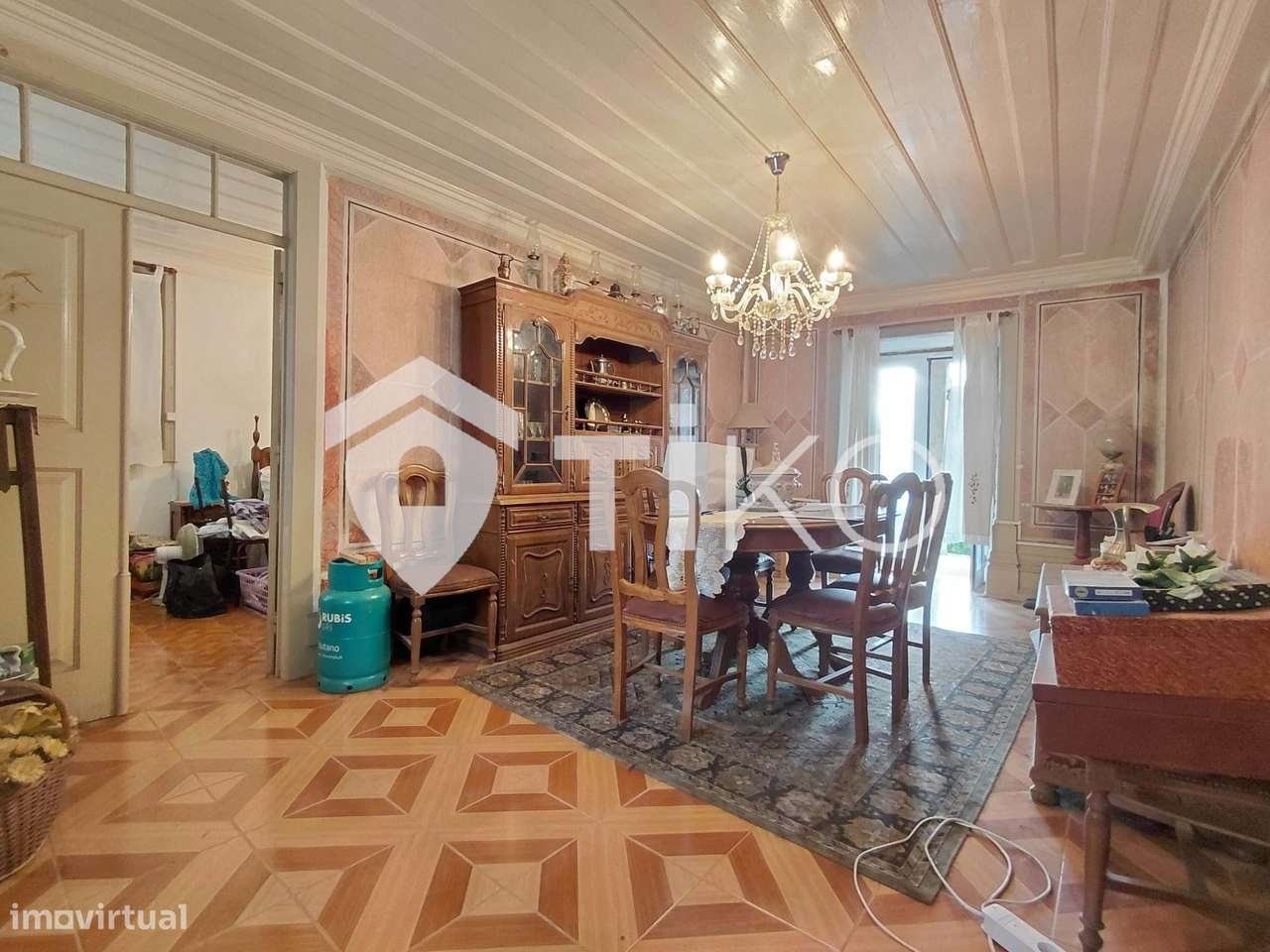 Moradia T5 Tradicional no Centro de Coja  – Ideal para Residência ou T-4