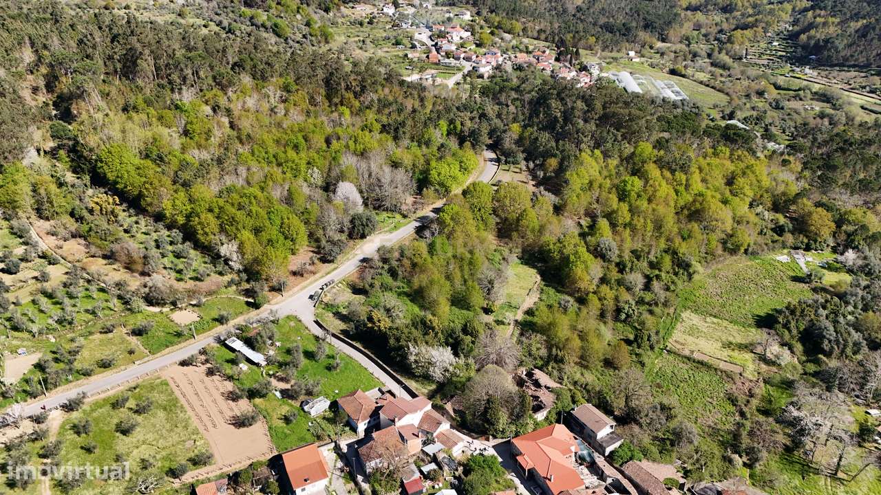 Propriedade para recuperação em Viseu-9