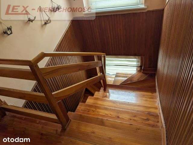 Dom w Zawierciu z oddzielną klatką schodową-8