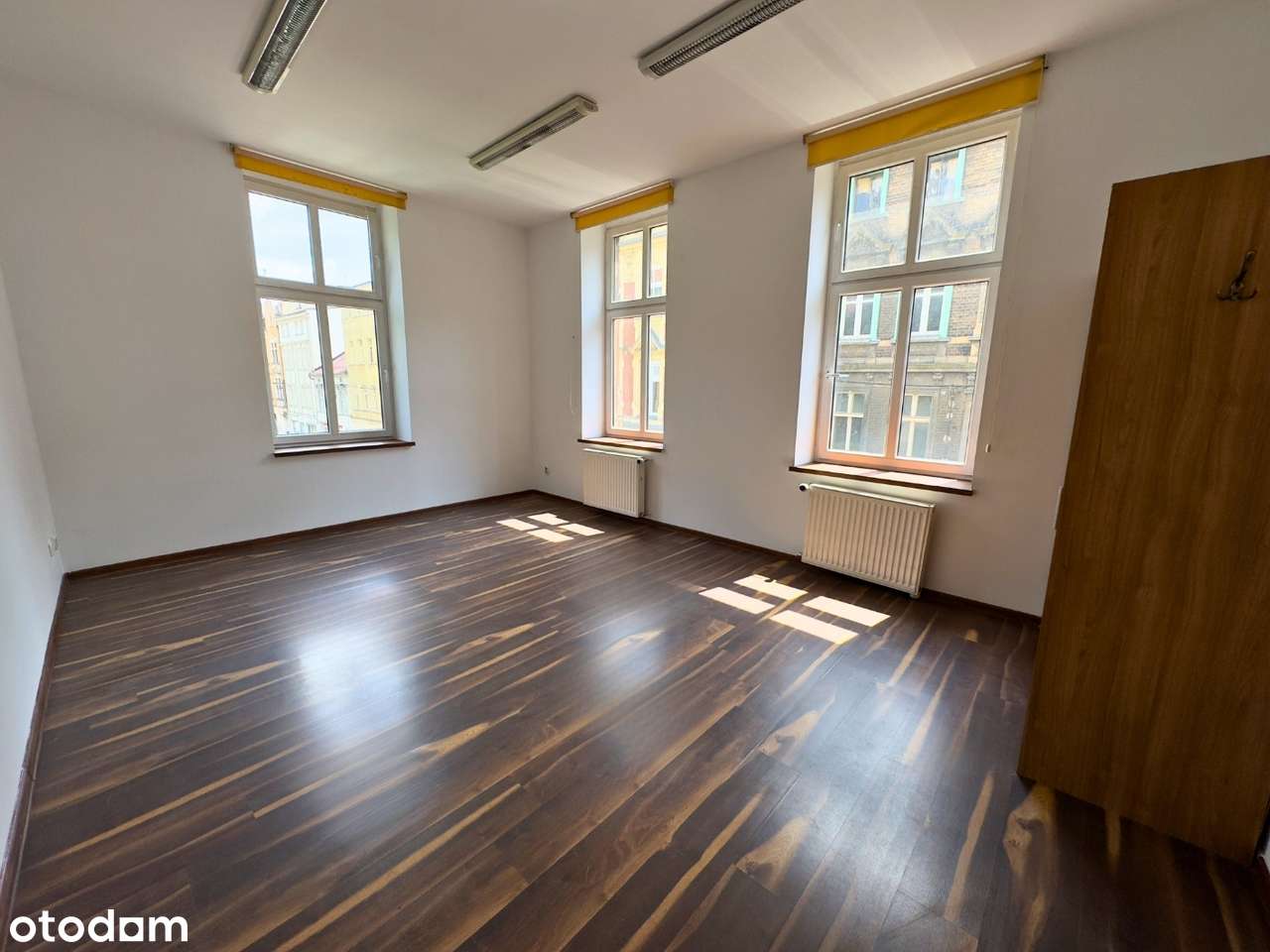 Wspaniały lokal na rynku w Bytomiu - Pełny obrazek: 3/14