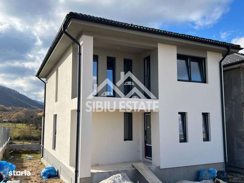 Vila spațioasa cu priveliște superbă spre cetatea Cisnadioarei-3