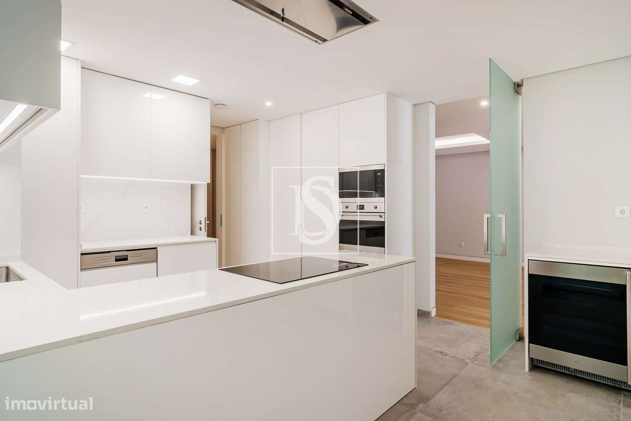 Apartamento Novo de Alta Qualidade em Carcavelos – 3 Frentes, Varandas-10