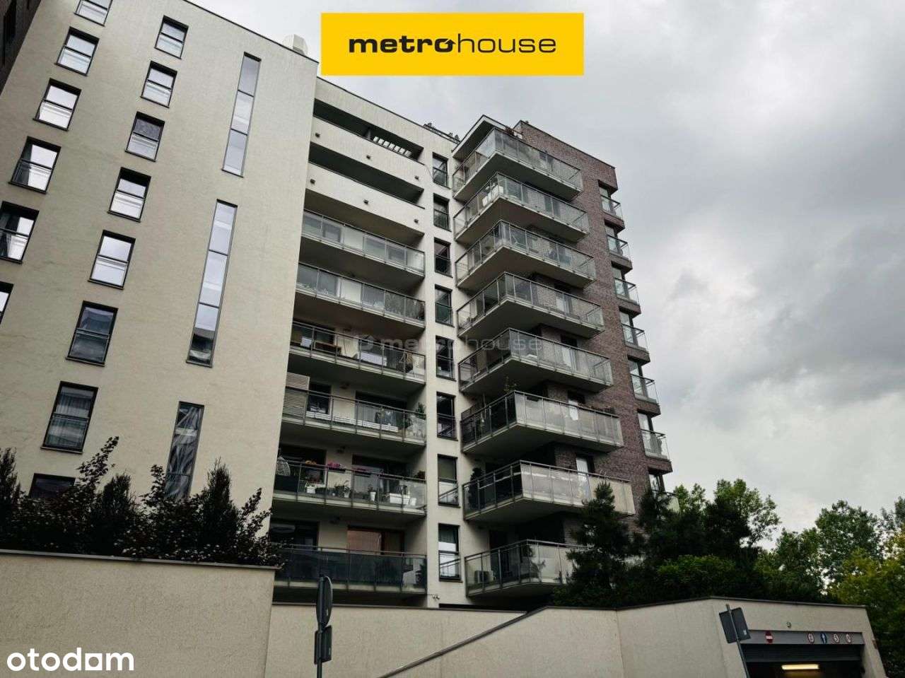 2 pokojowe mieszkanie w pobliżu Arkadii!-0