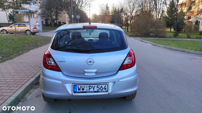 Opel Corsa 1.2 16V Edition - 6