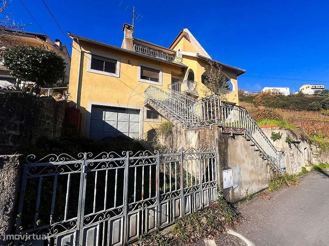 Moradia T4 para venda - Grande imagem: 2/29